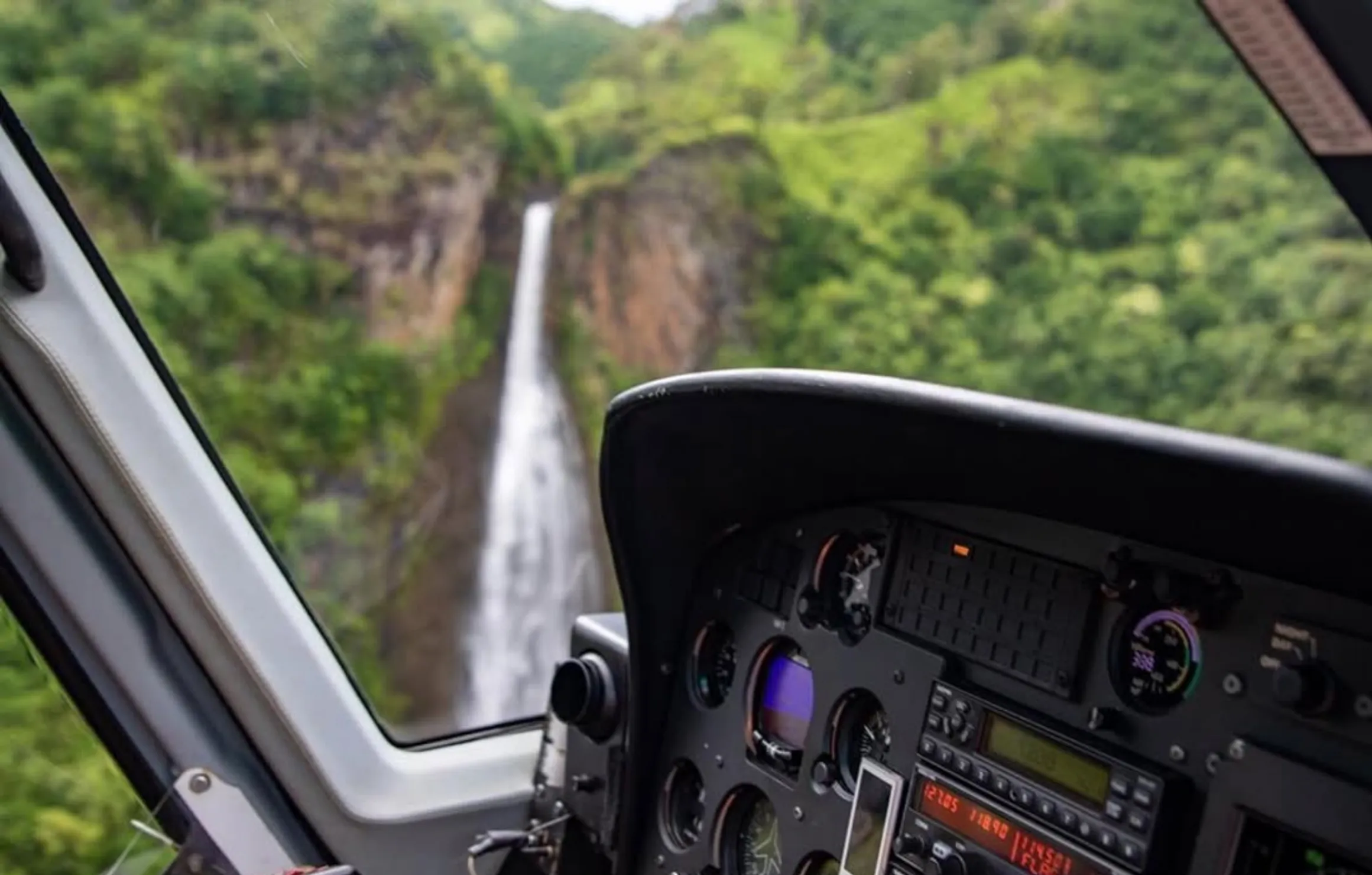 Phillip Island Helicopter Tours: Scenic Flights & Stunning Views