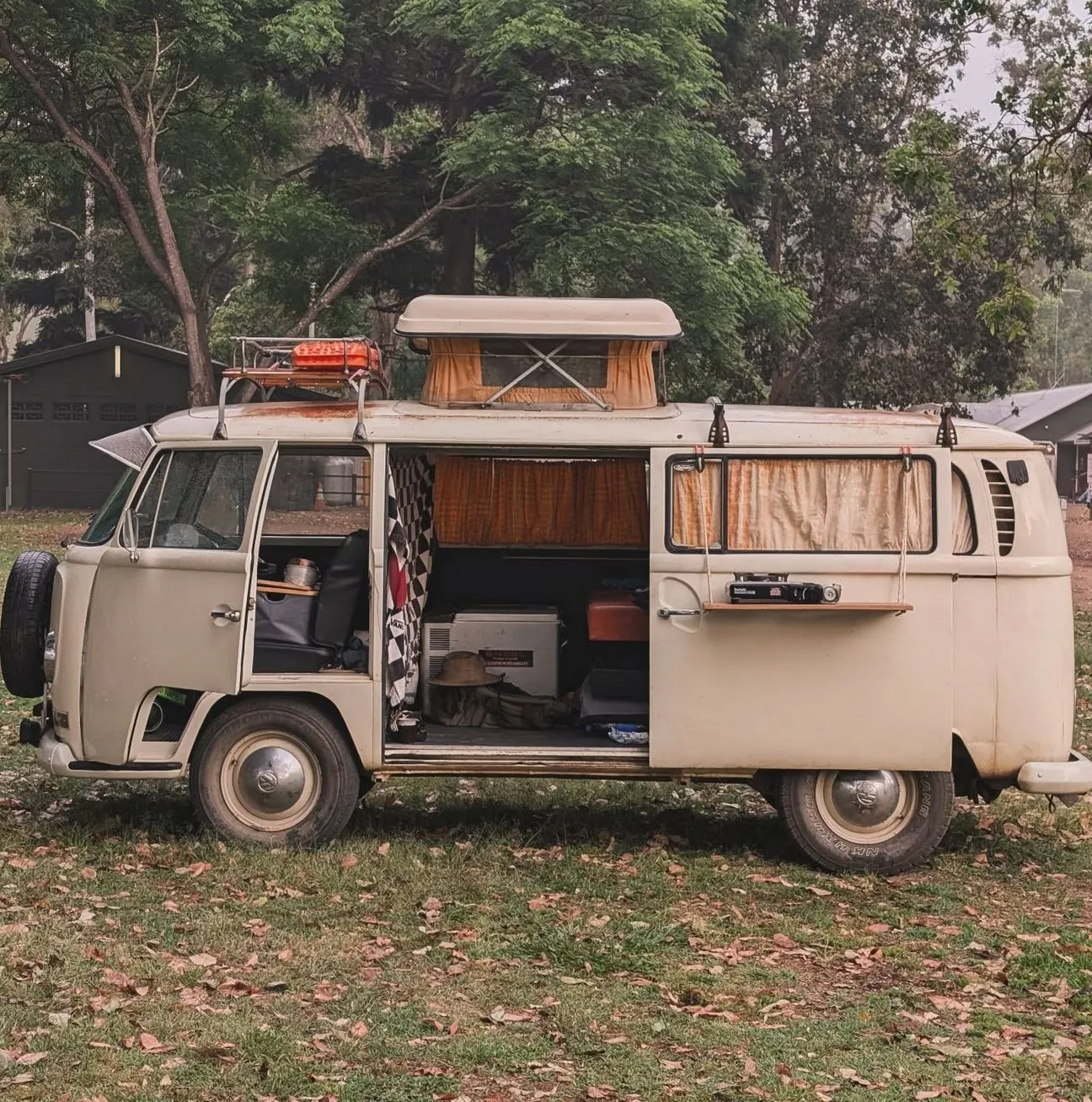 How to rent a car or campervan in Australia?
