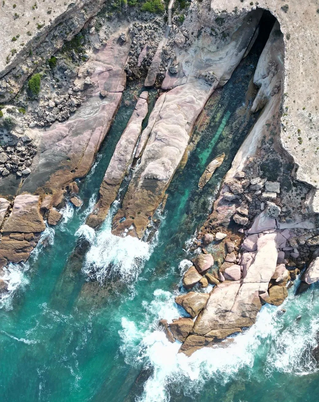 What is the best time of year to visit the Eyre Peninsula?